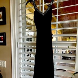 Black slim long prom dress